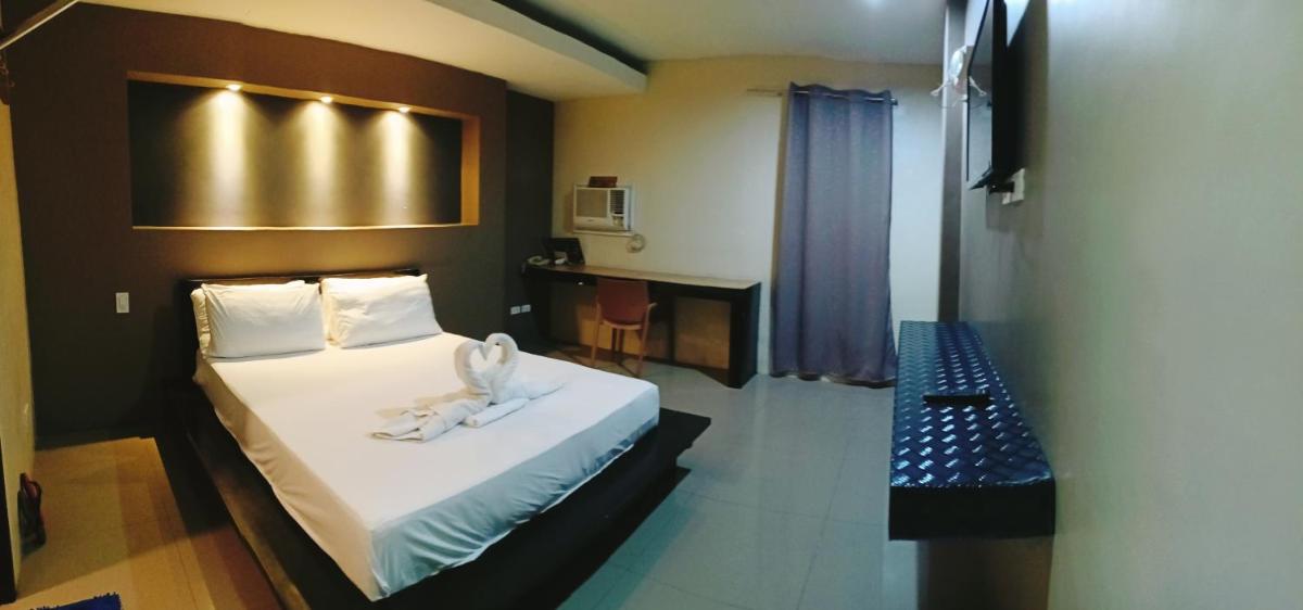 Westgate Hotel - Housity