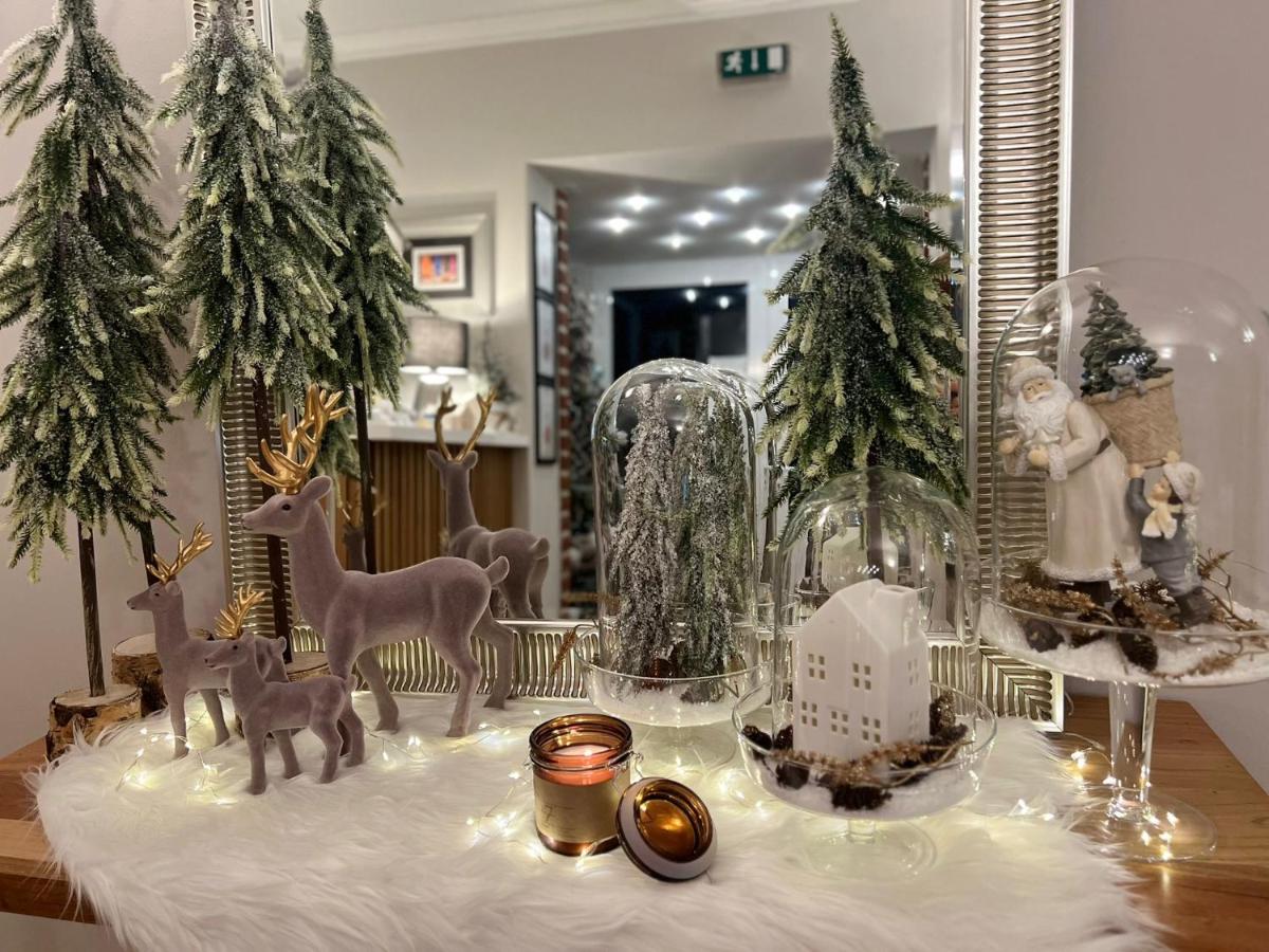 Hotel Victoria - Housity