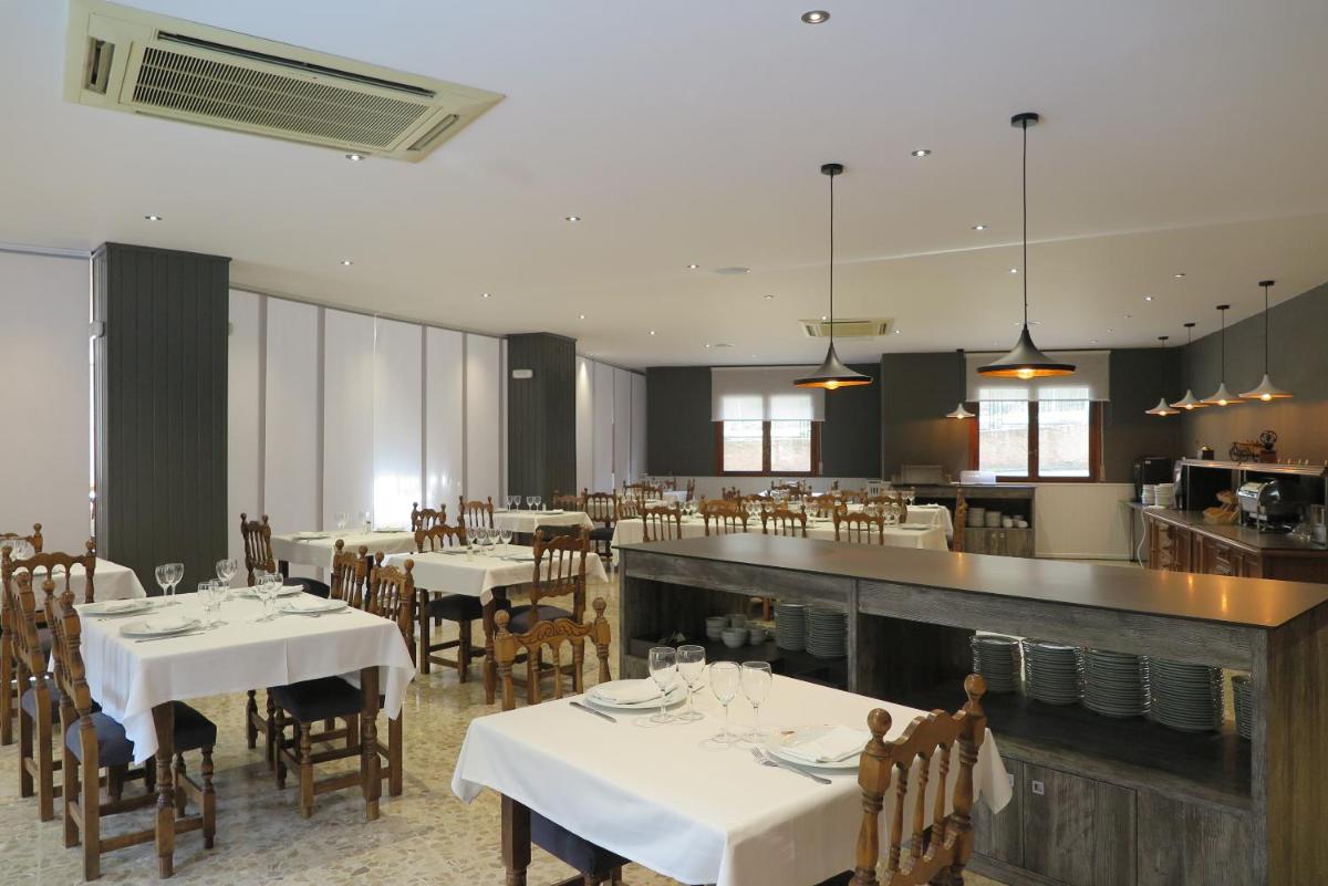 SNÖ Hotel Bielsa - Housity