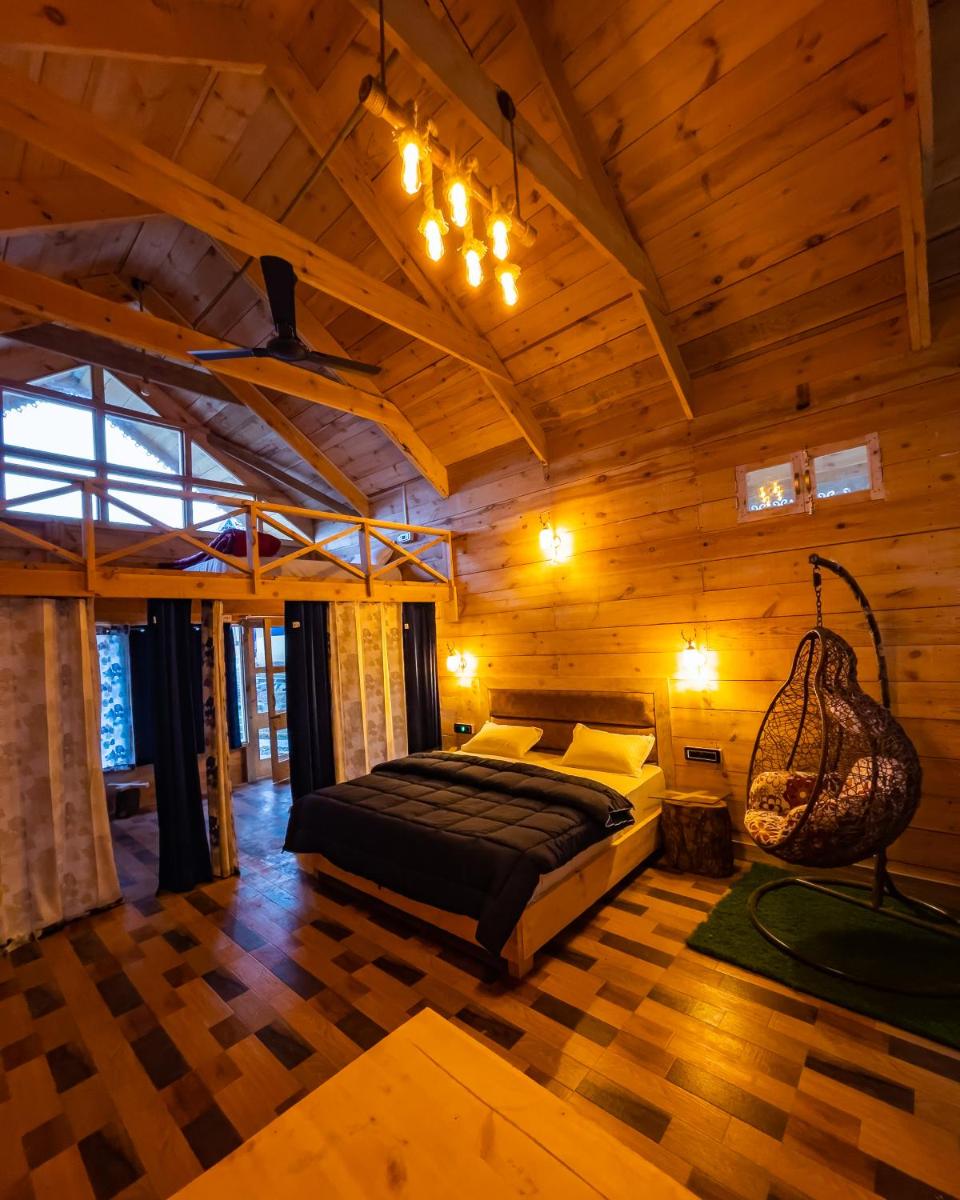 Wolfandwoods - Housity