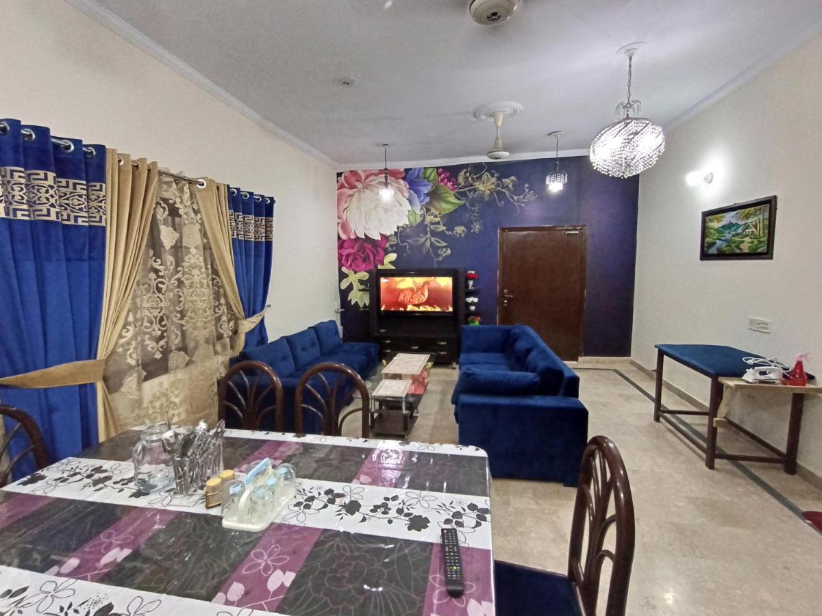 Suitetrails - 6 Bedrooms Luxury House for Families