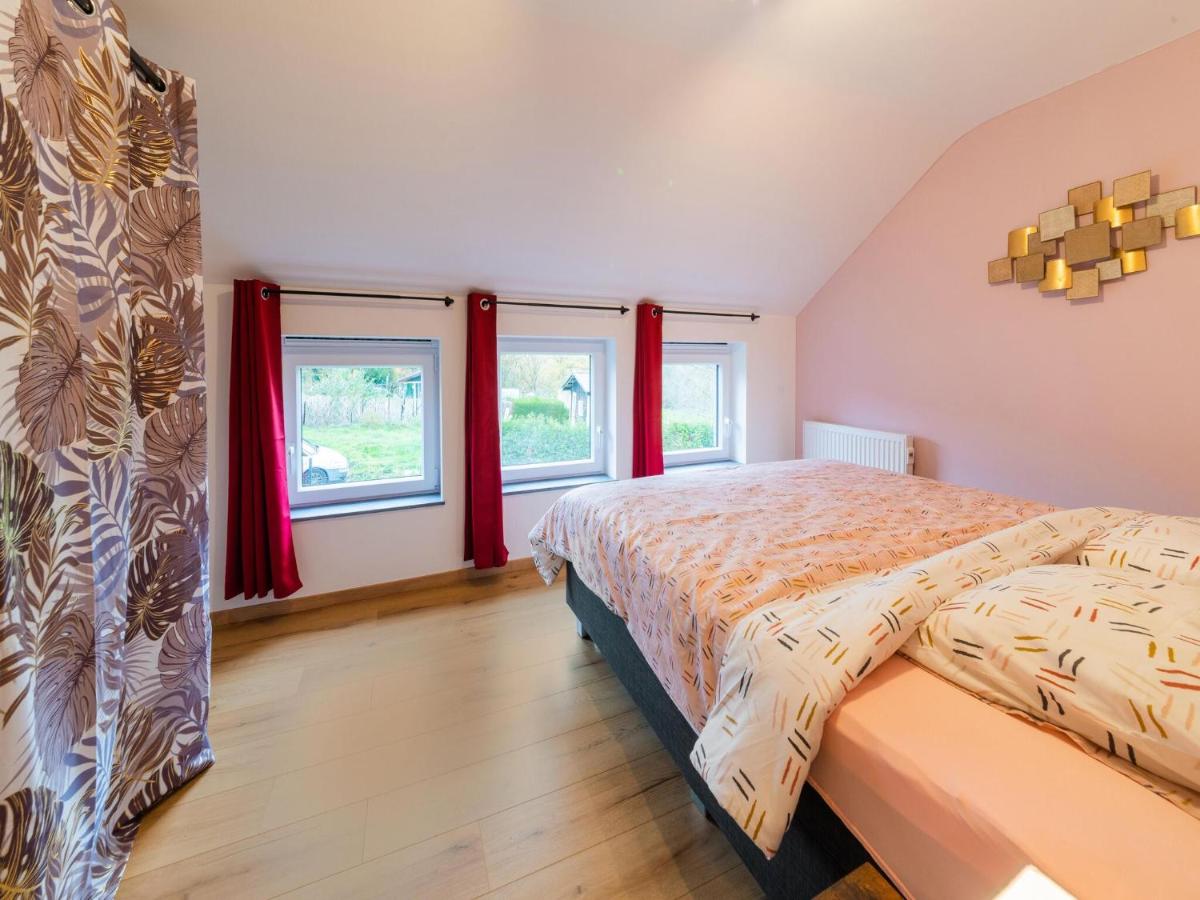 Holiday Home in Durbuy with Large Garden - Housity