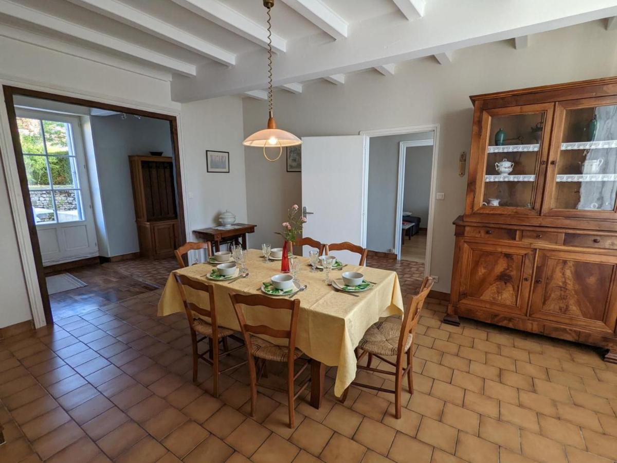 Maison de caractère avec jardin clos, proche commerces et piscine, équipements pour bébé, animaux acceptés - FR-1-653-169 - Housity