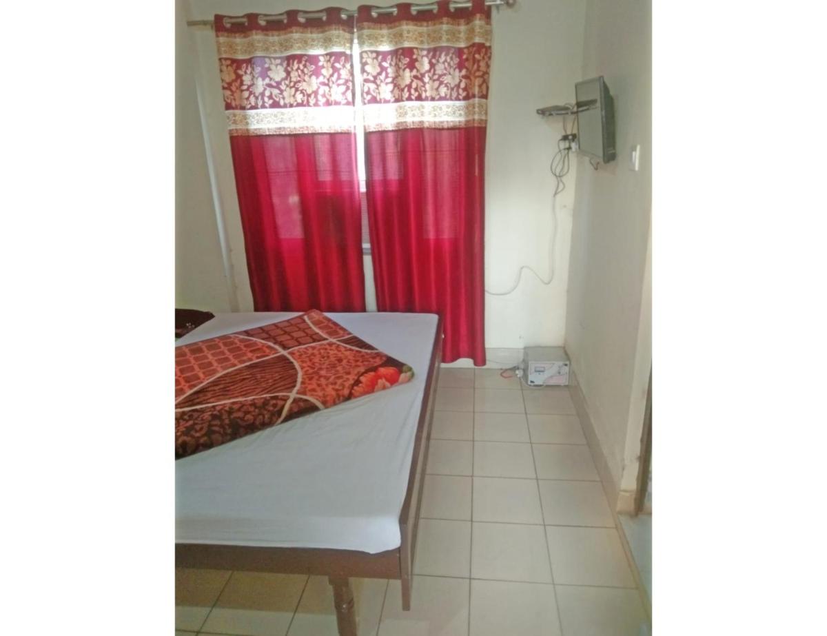 Hotel Landmark Lodge, Jammu - Housity