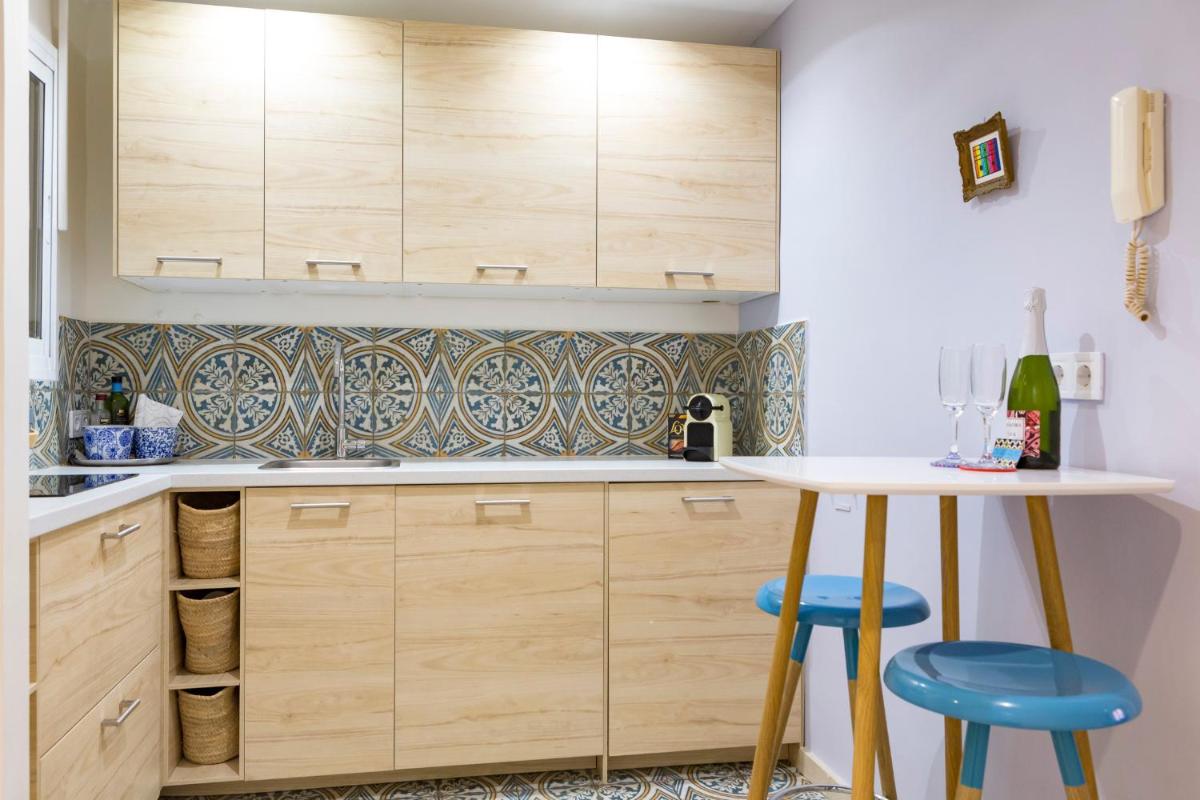 Agua VI & seasonal pool by ELE Apartments - Housity