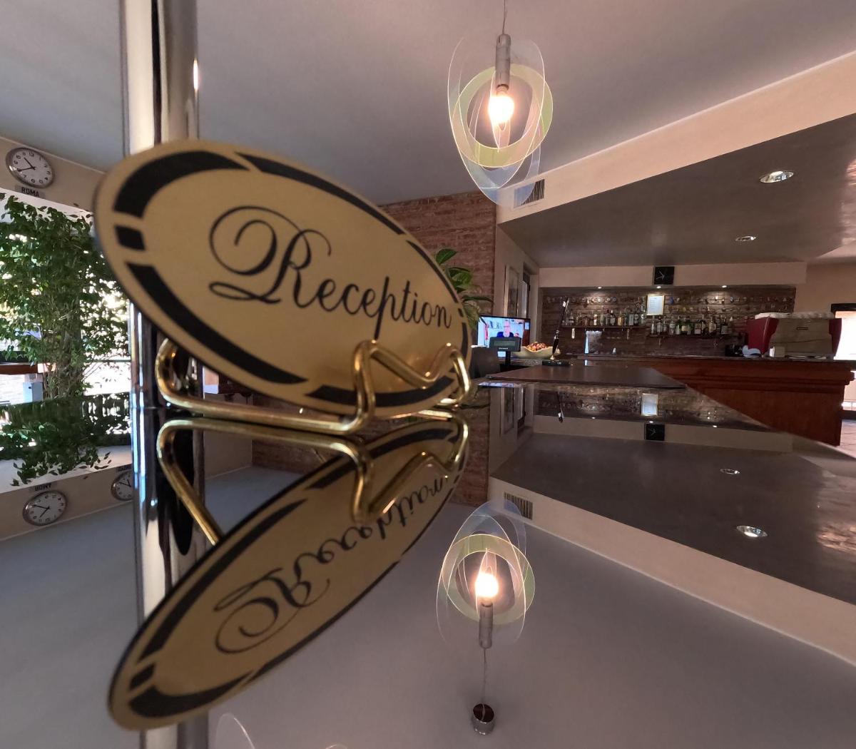 Hotel Air Bag - Housity