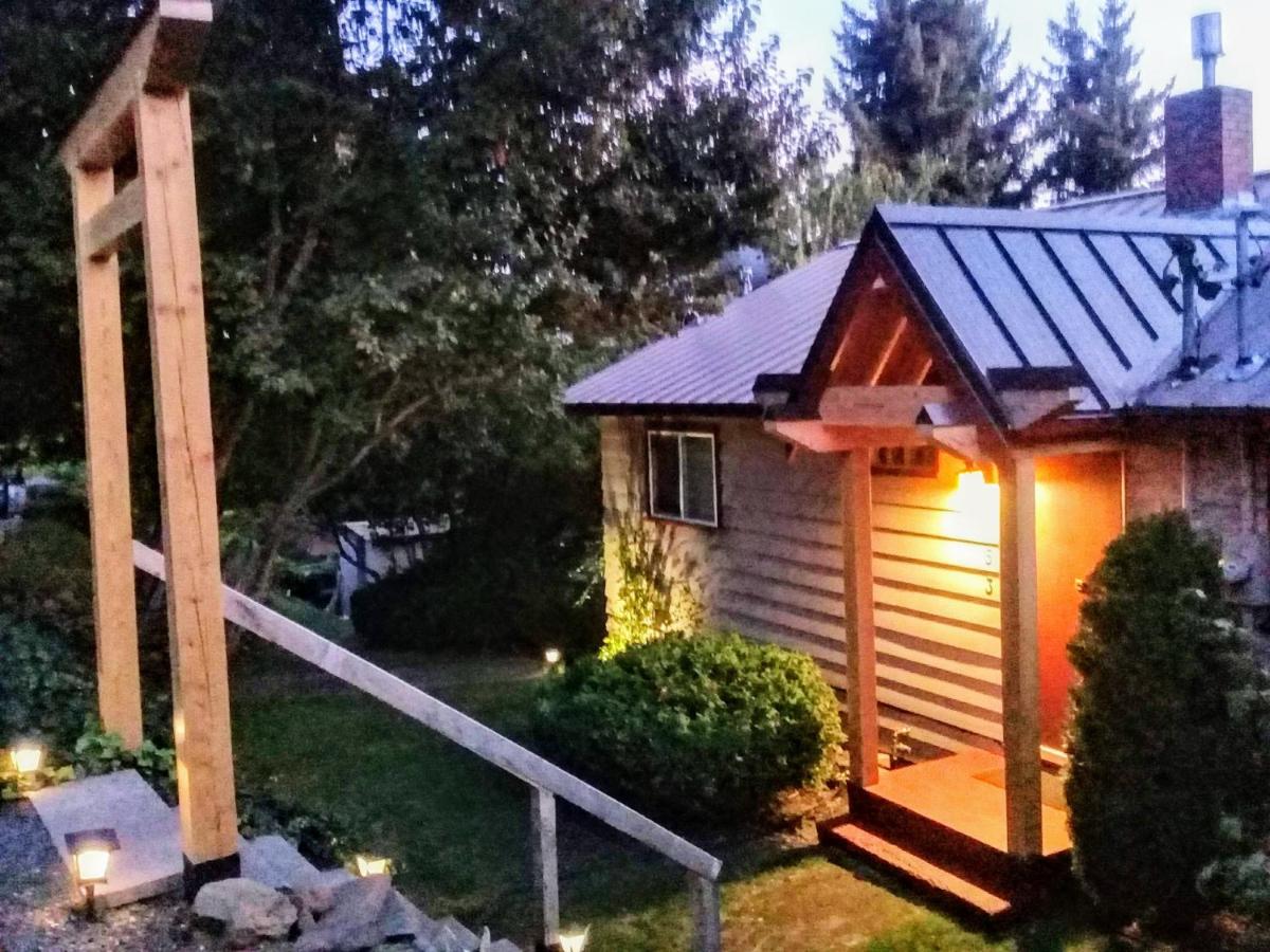 Downtown White Salmon View Home - Housity