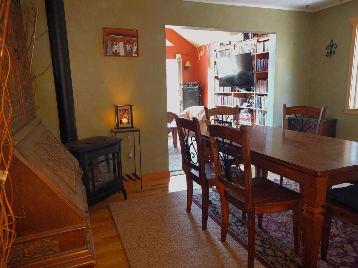Downtown White Salmon View Home - Housity