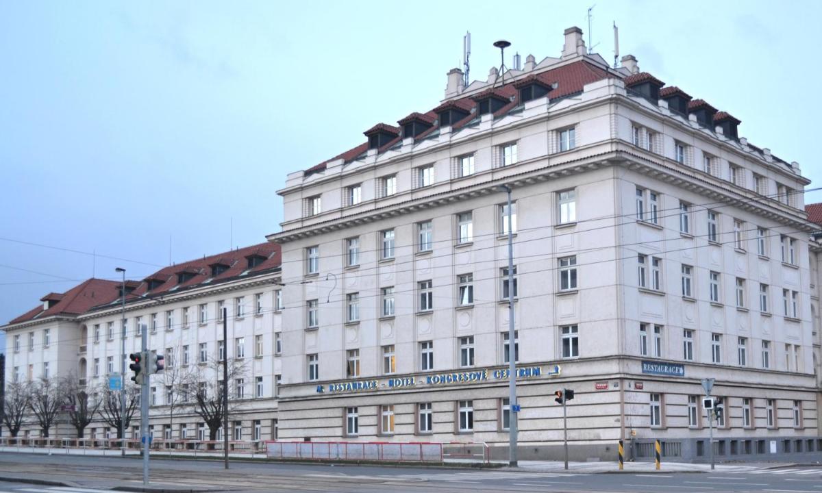Masarykova Kolej - Housity