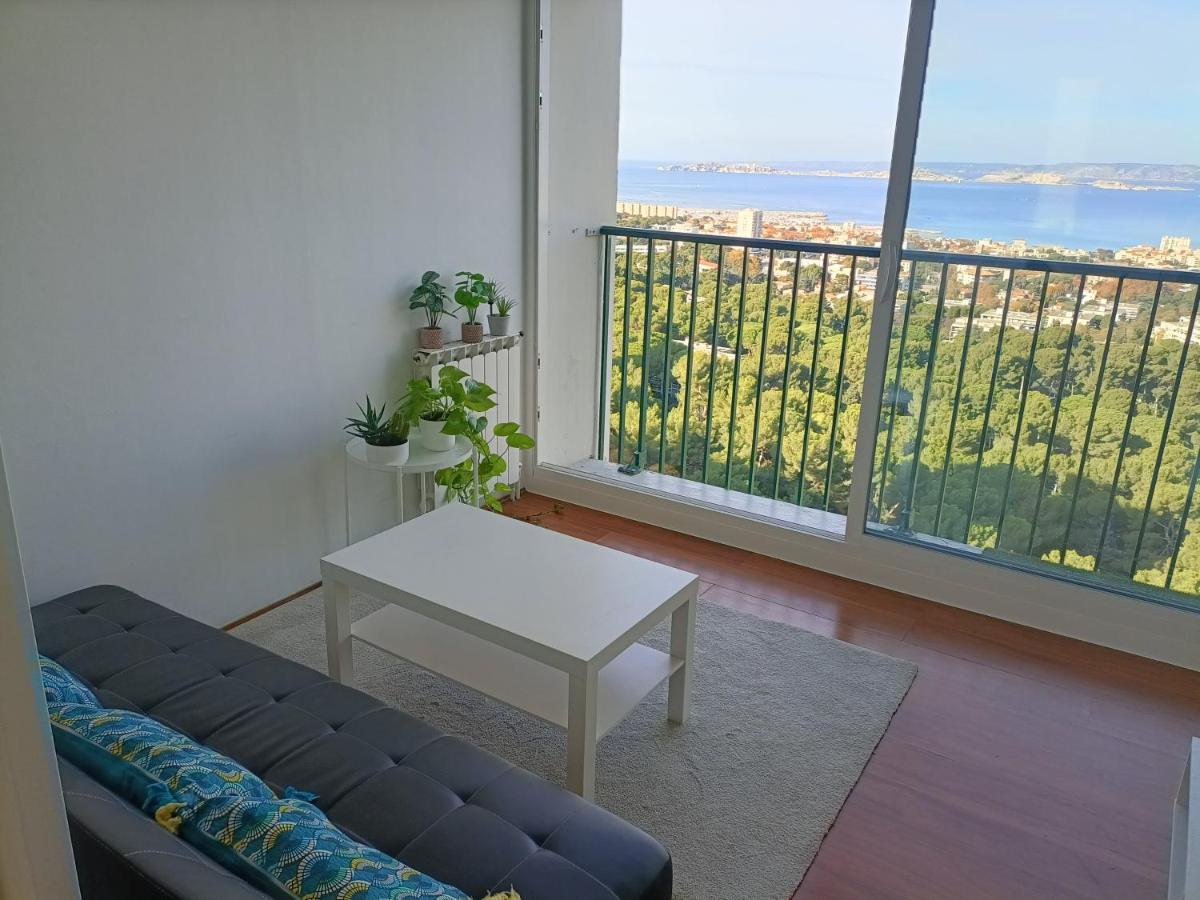 VUE MER et montagne dans parc du roy d'espagne, Up to 7 people - Housity
