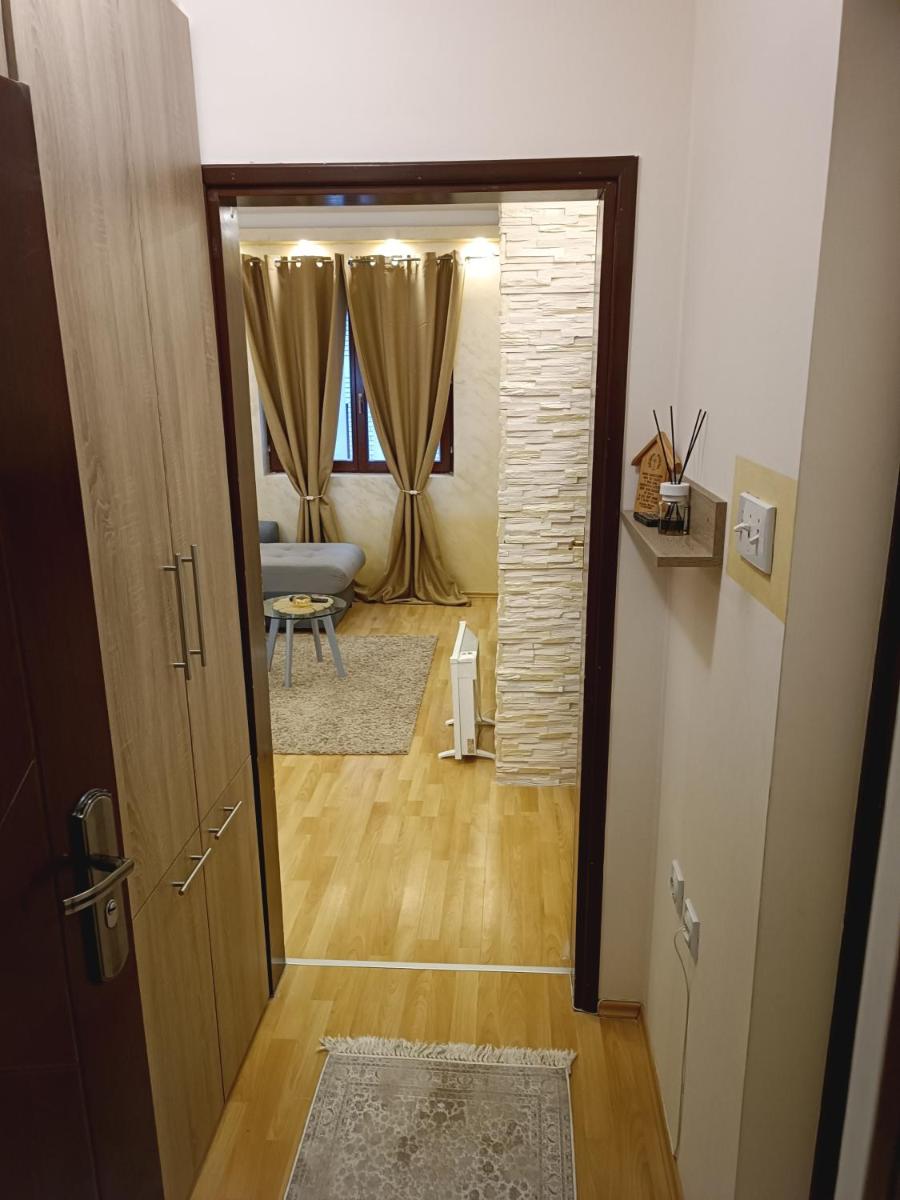 V & V Apartment Niš - Housity