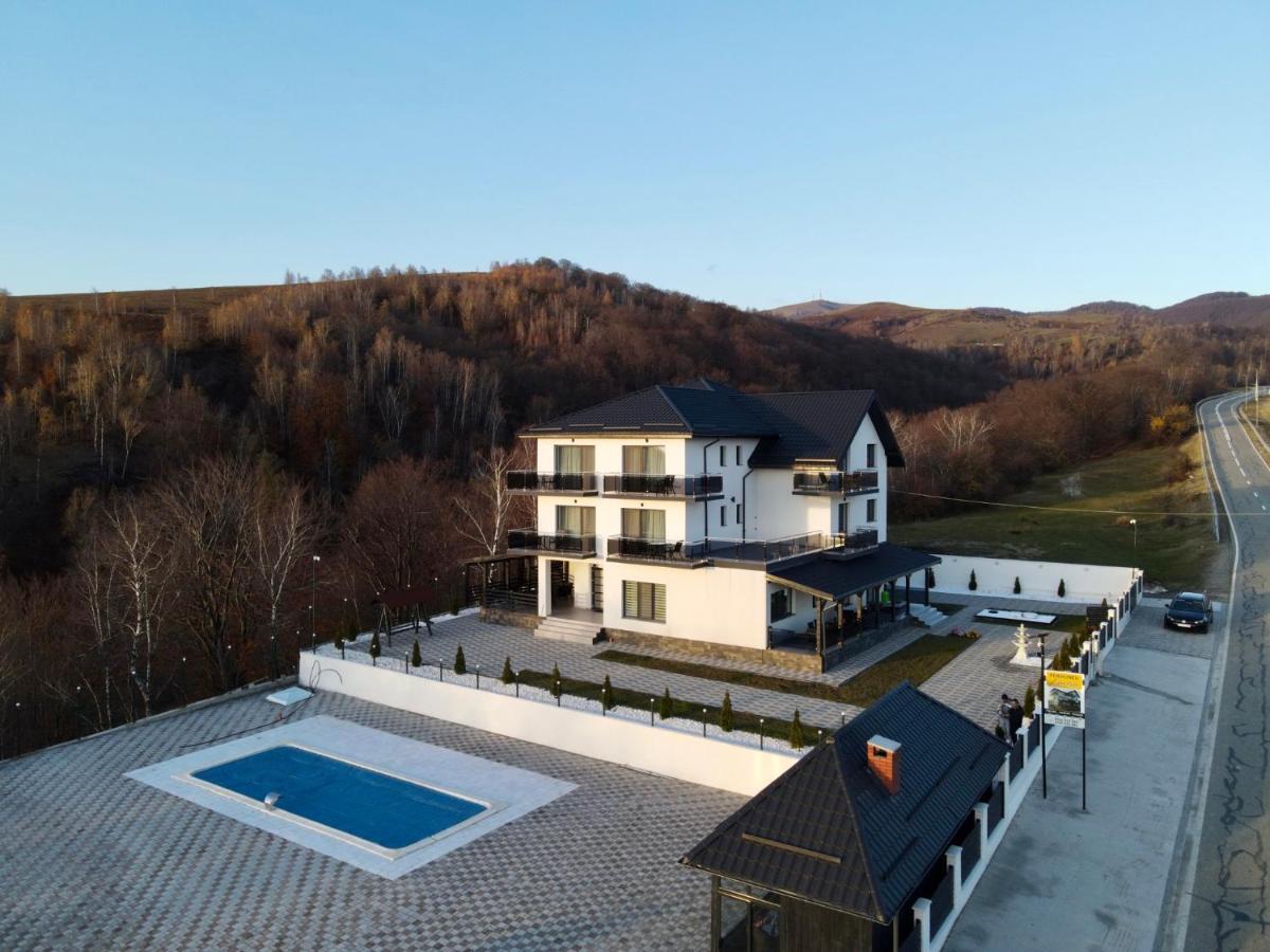 Casa de vacanta Larisa - Housity