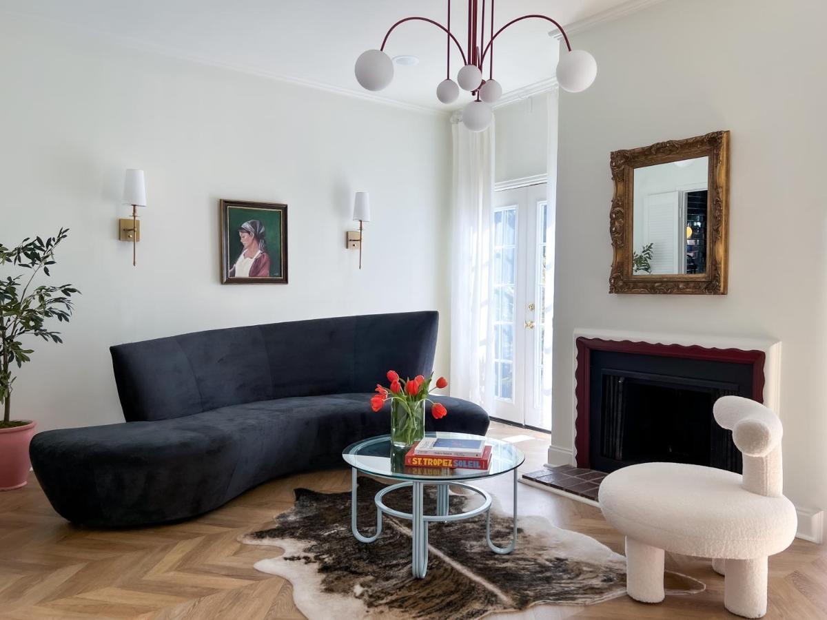 Mr. Nomad: Colour PopHaus in Uptown - Housity