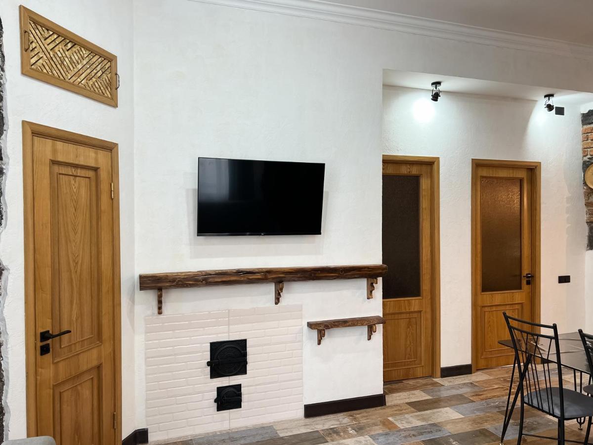 Aros Apartment - Housity