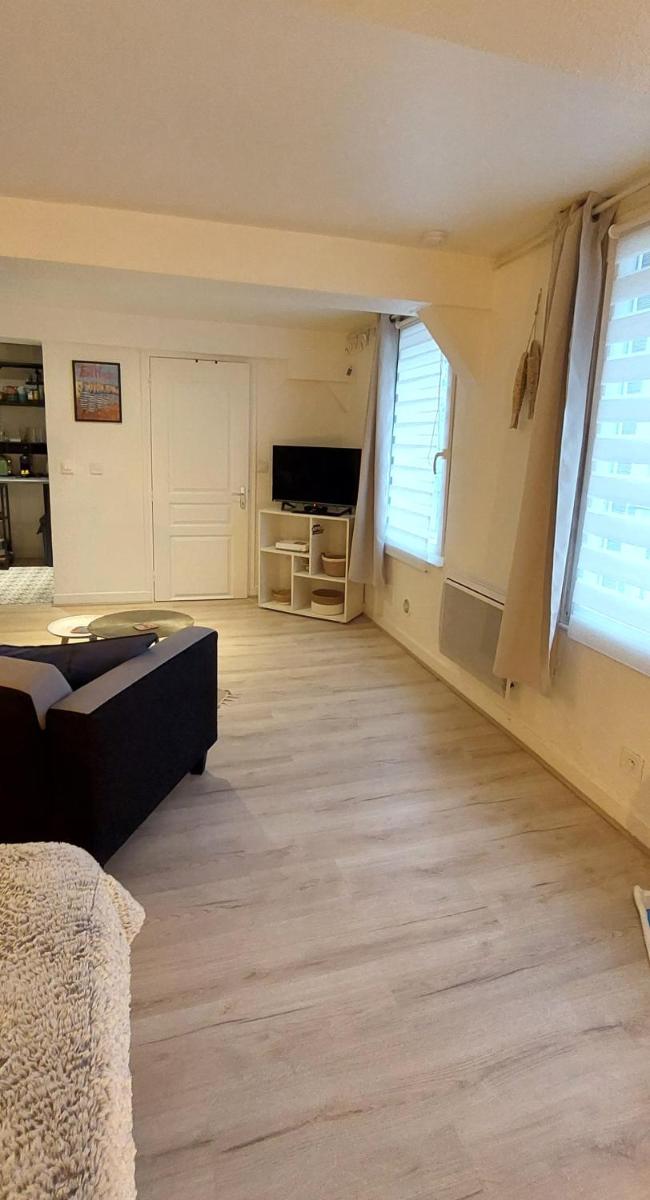 Le petit Matelot au 1 er étage à 10min à pieds du centre ville - Hizvo