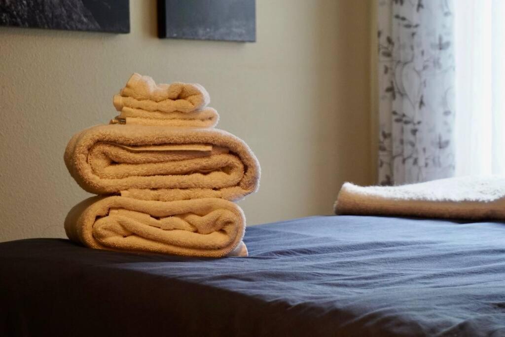 Kozy Quarters/Long Stay Discounts/Groups & Dogs OK - Housity