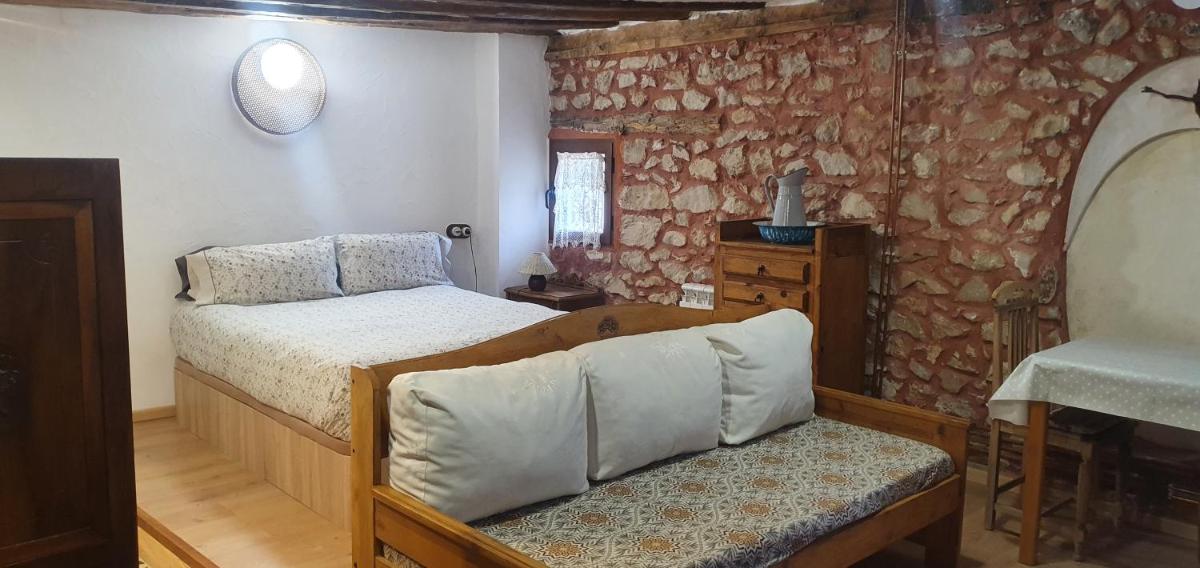 El Bú, B&B en el Alto Tajo - Housity