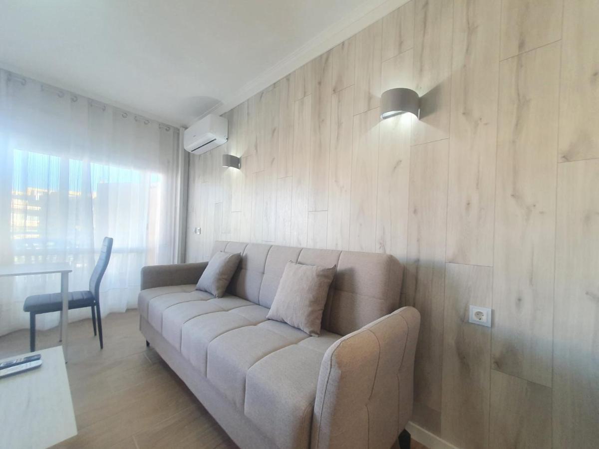 Salou apartamento familiar / piscina / zona tranquila - Housity