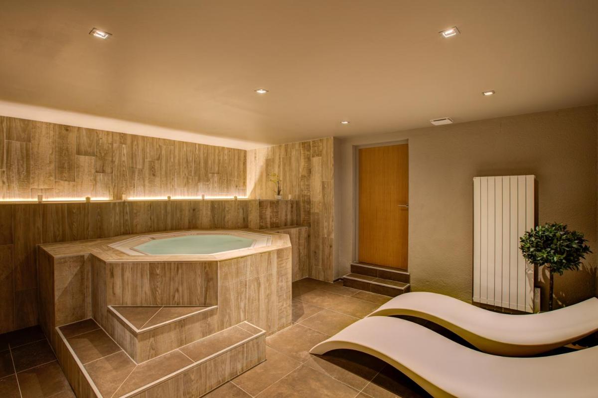 Photo de la galerie de l'établissement Royal Ours Blanc Boutique Hôtel & Spa, à L'Alpe-d'Huez