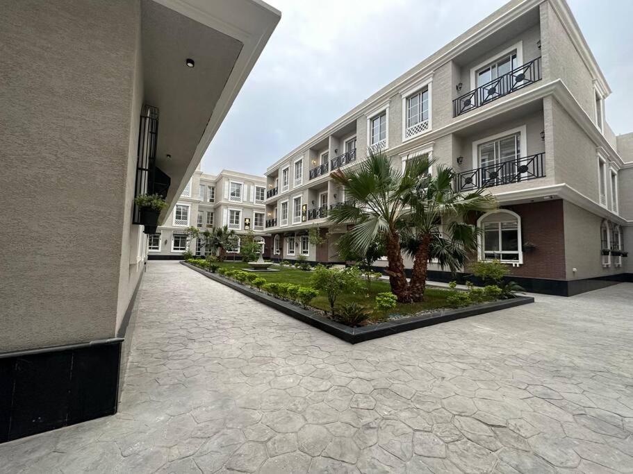 Suitetrails - Almajdiah Residence Apt Self Check-in
