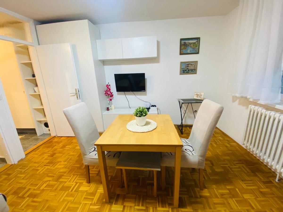 Studio Apartment Dobrinja - Housity