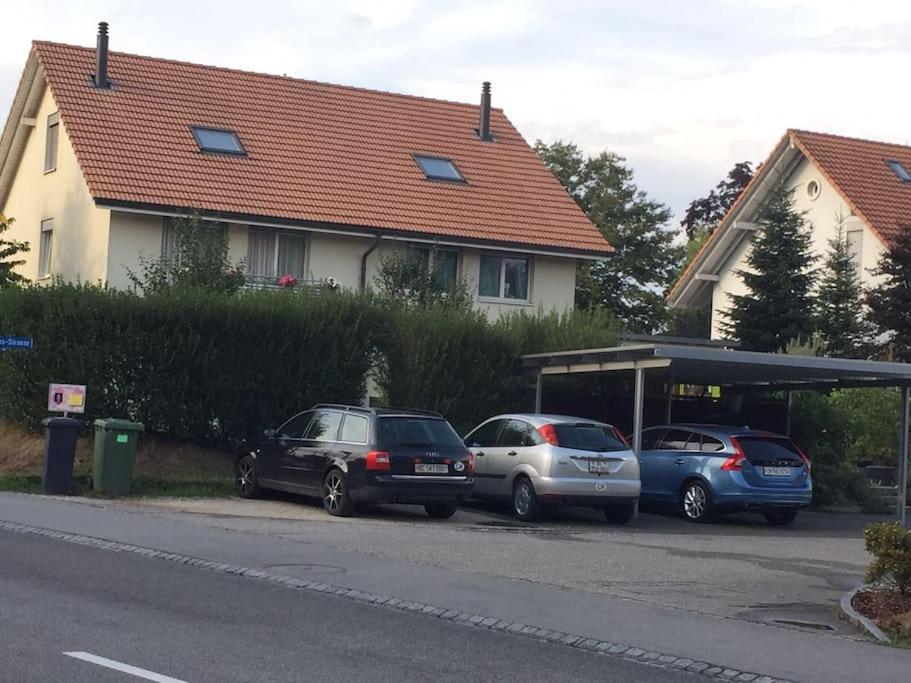 Beautiful house with free parking on premise - Housity