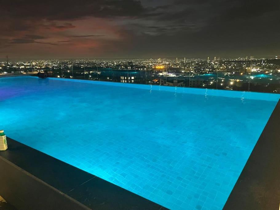 The Lennox suite Airport residential Area - Housity