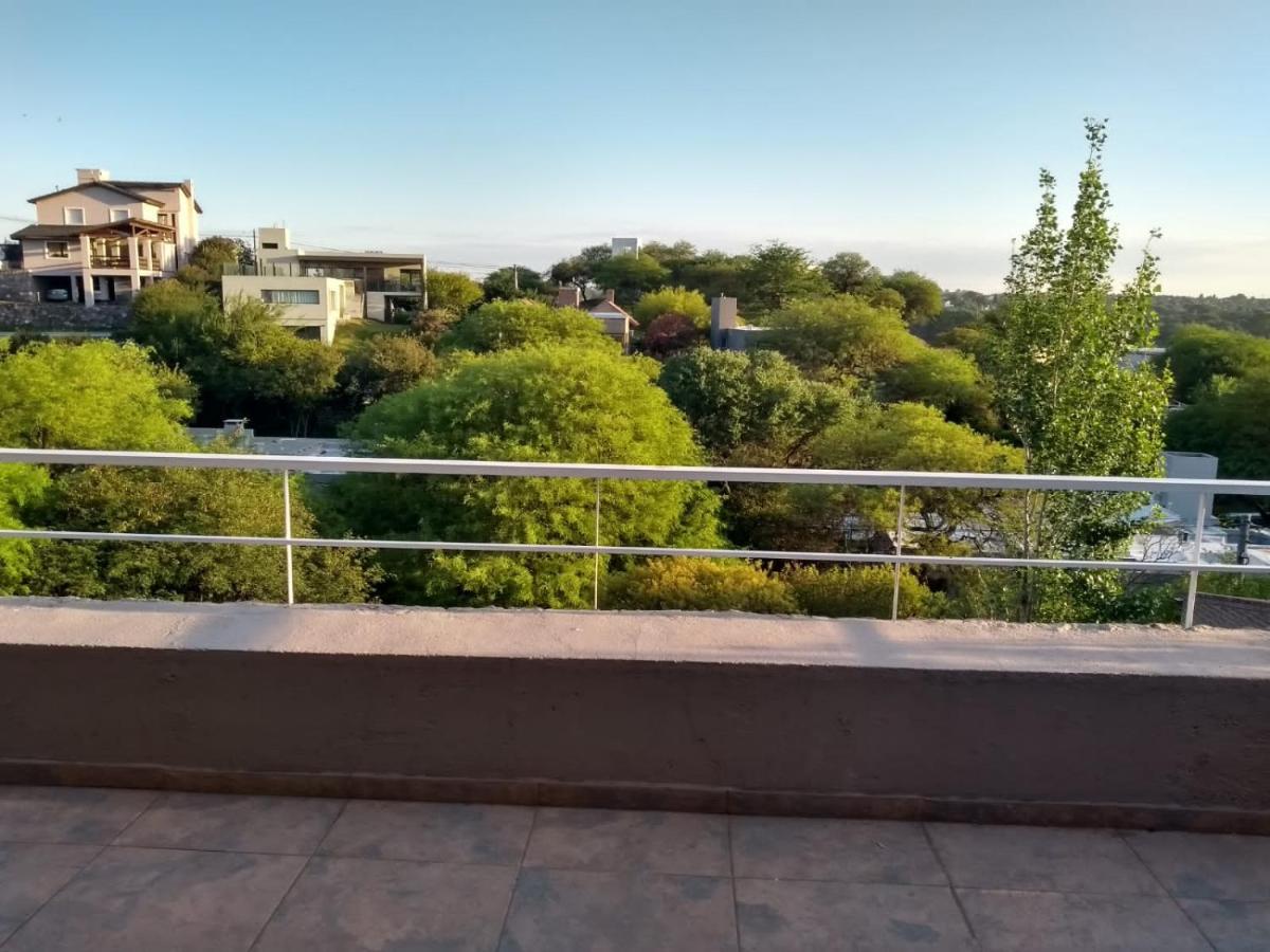 Casa en country de montaña con impresionante vista - Housity