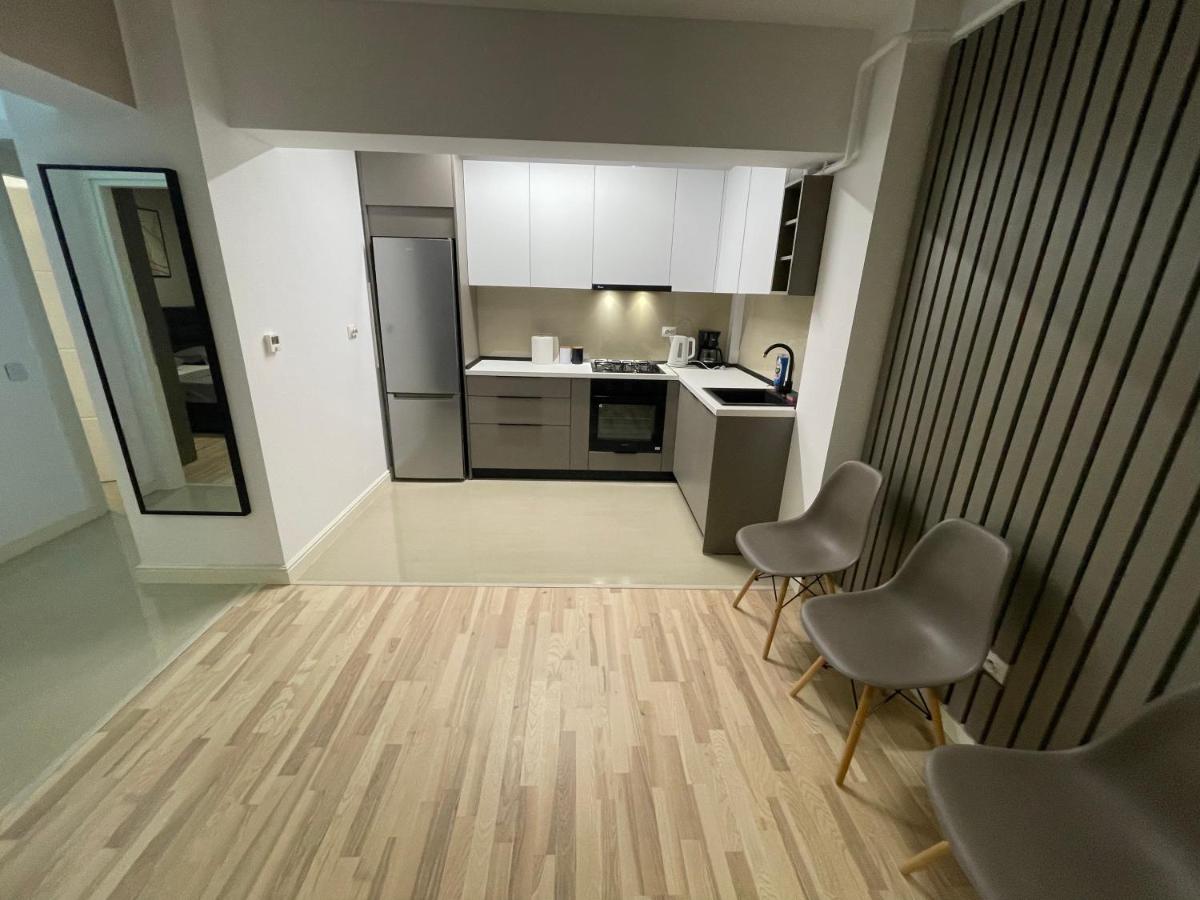 Modern Gray / designed - Housity