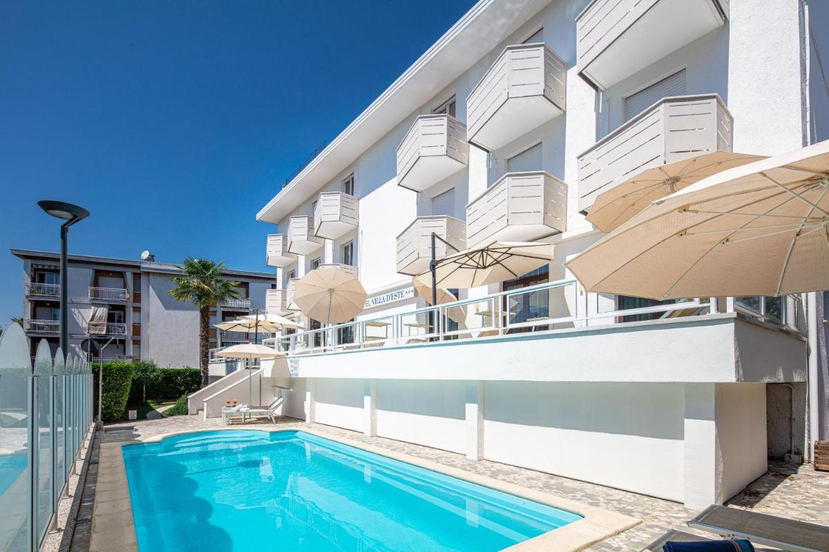 Aparthotel Touring - Housity