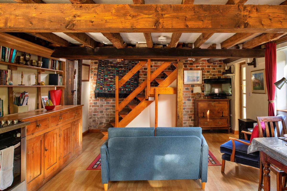 Finest Retreats - Great Cantal Granary - Housity