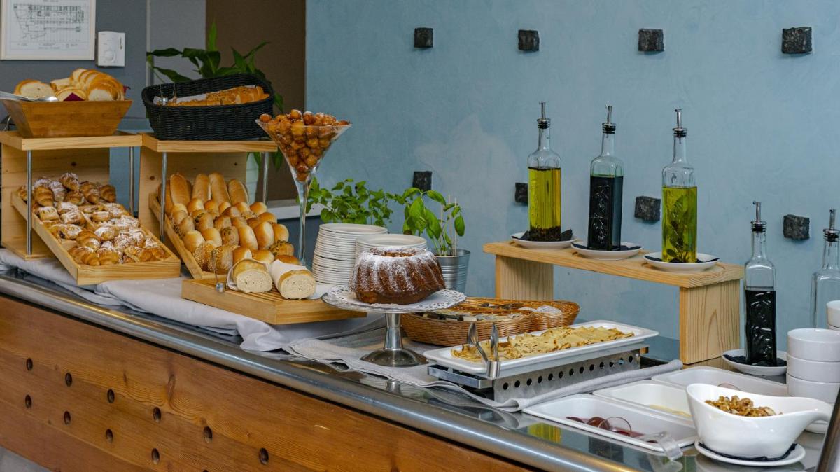 Hotel Uvala - Housity