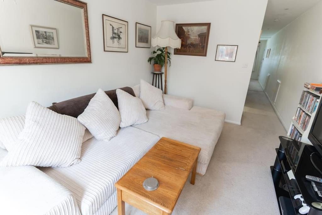 Kingsway Apartment close to beach - Housity