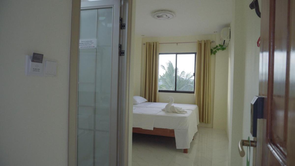 Speed 8 Inn Moalboal - Housity