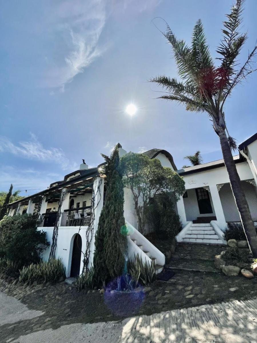 Kadie's Landing House - Living The Breede - Housity
