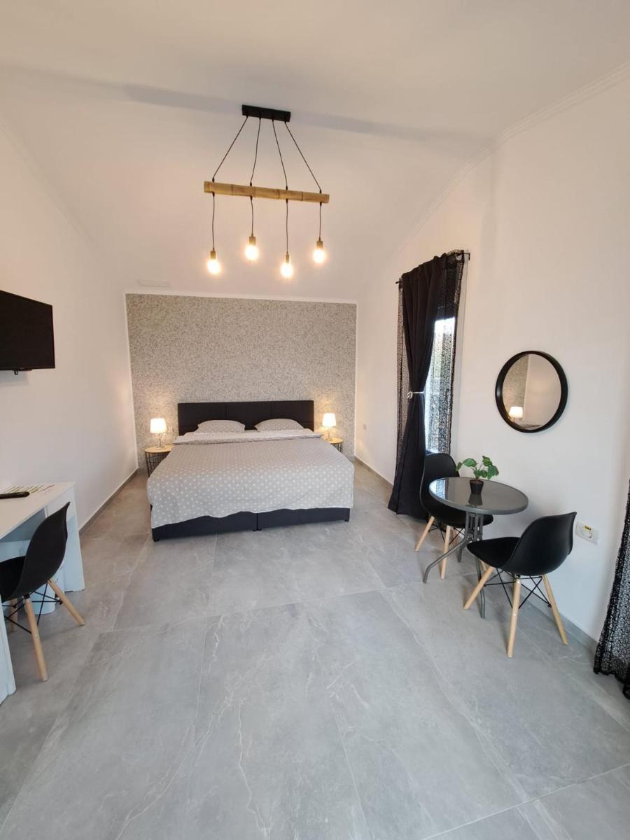 Kevin&Jessica Rooms - Housity
