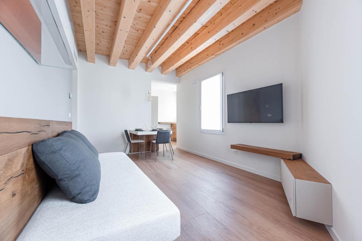 Palazzo '900 Design Flats - Il Poeta - Housity