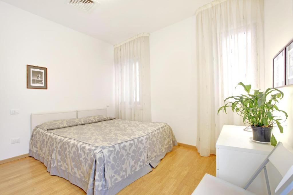 Bricola Biennale Apartments - Housity
