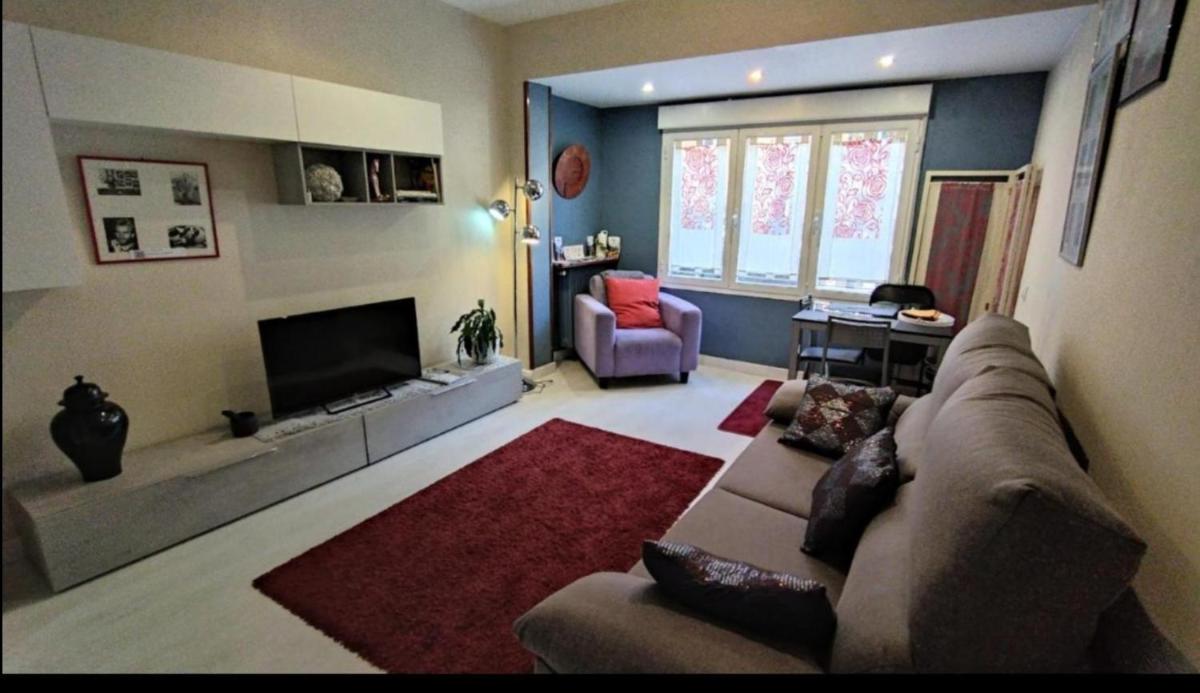 Apartamento Centro ,,,Gallarza !!! PARKING PRIVADO GRATUITO!! - Housity