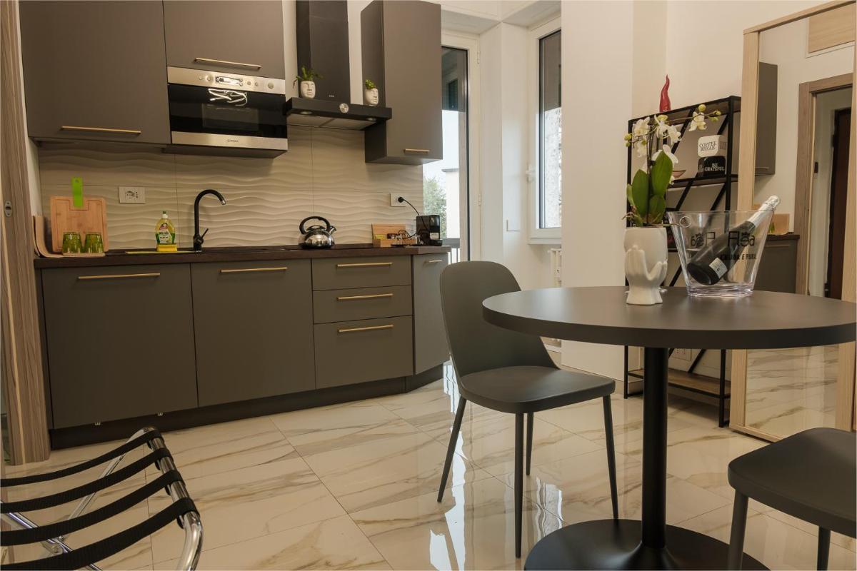 Zeus-08: Splendido monolocale, zona San Siro - Housity