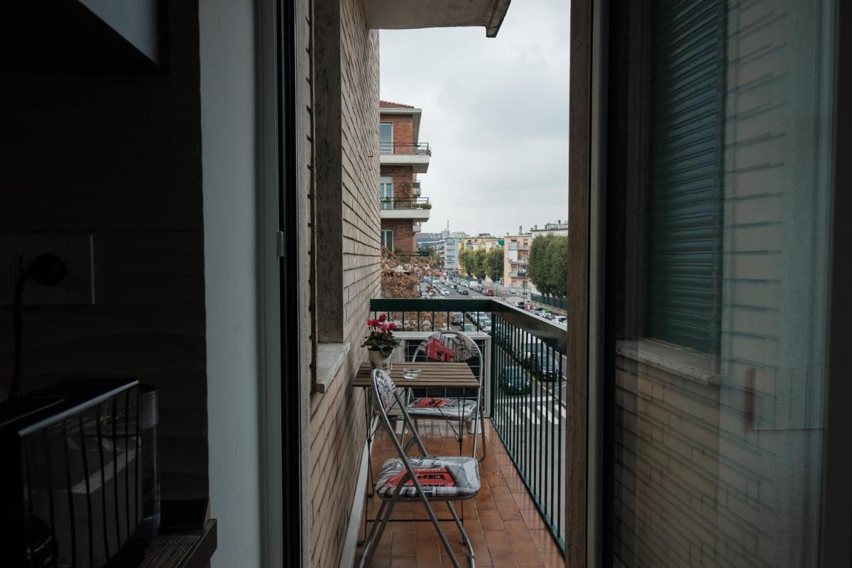 Zeus-08: Splendido monolocale, zona San Siro - Housity