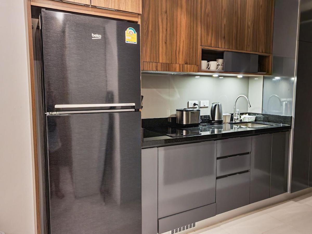 E263 Escape Beach House - Housity