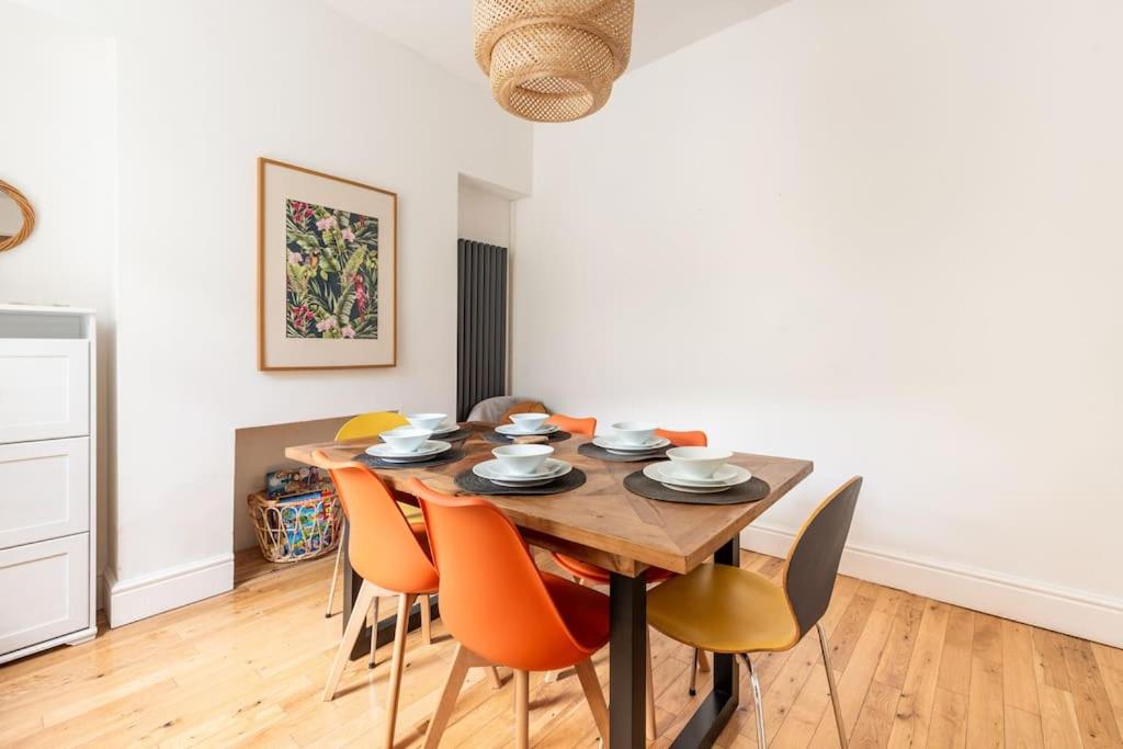 Penarth Townhouse close to Cardiff & Bay - Housity