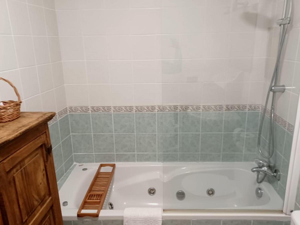 Casa rural Las Peñas - Housity
