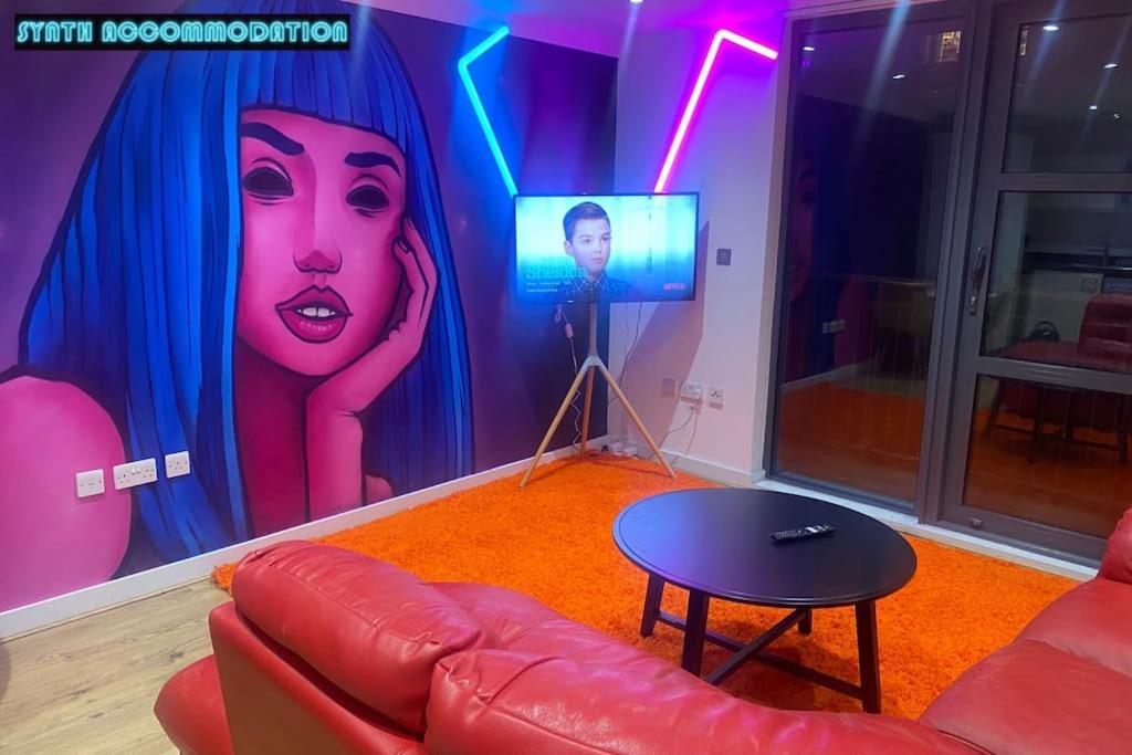 NEW Unique 2Bedroom Apartment in Canary Wharf London - Housity