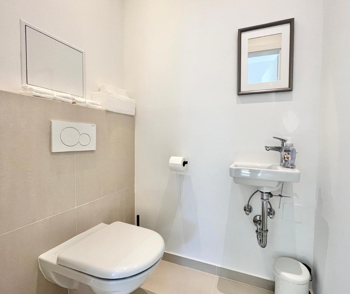 OrestaLiving - Penthouse in 1020 - Hizvo