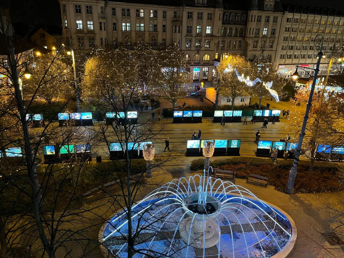 Central Palace Apartman - Housity