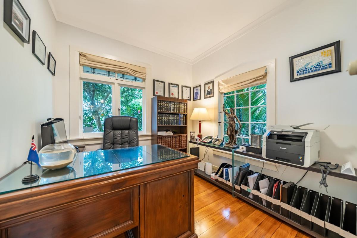 Woburn Retreat, Luxury Home for Perfect Getaway - Housity