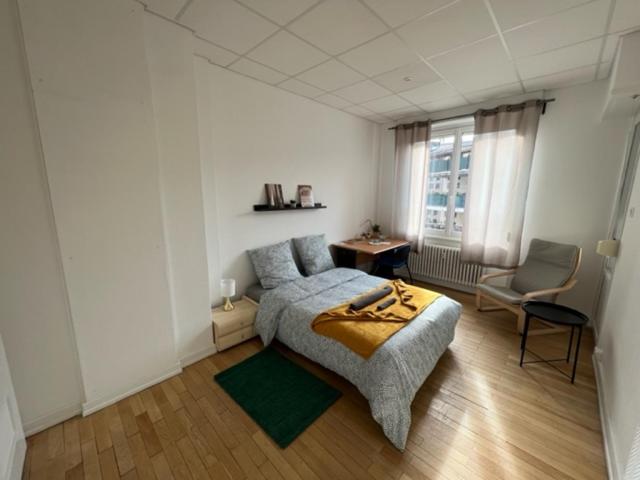 Chambres privées -Private room- dans un spacieux appartement - 100m2 centre proche gare - Housity