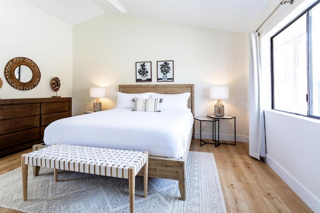 NEW Experience Base Camp An Exclusive Mountainside Desert Resort with 2 Pools - Housity